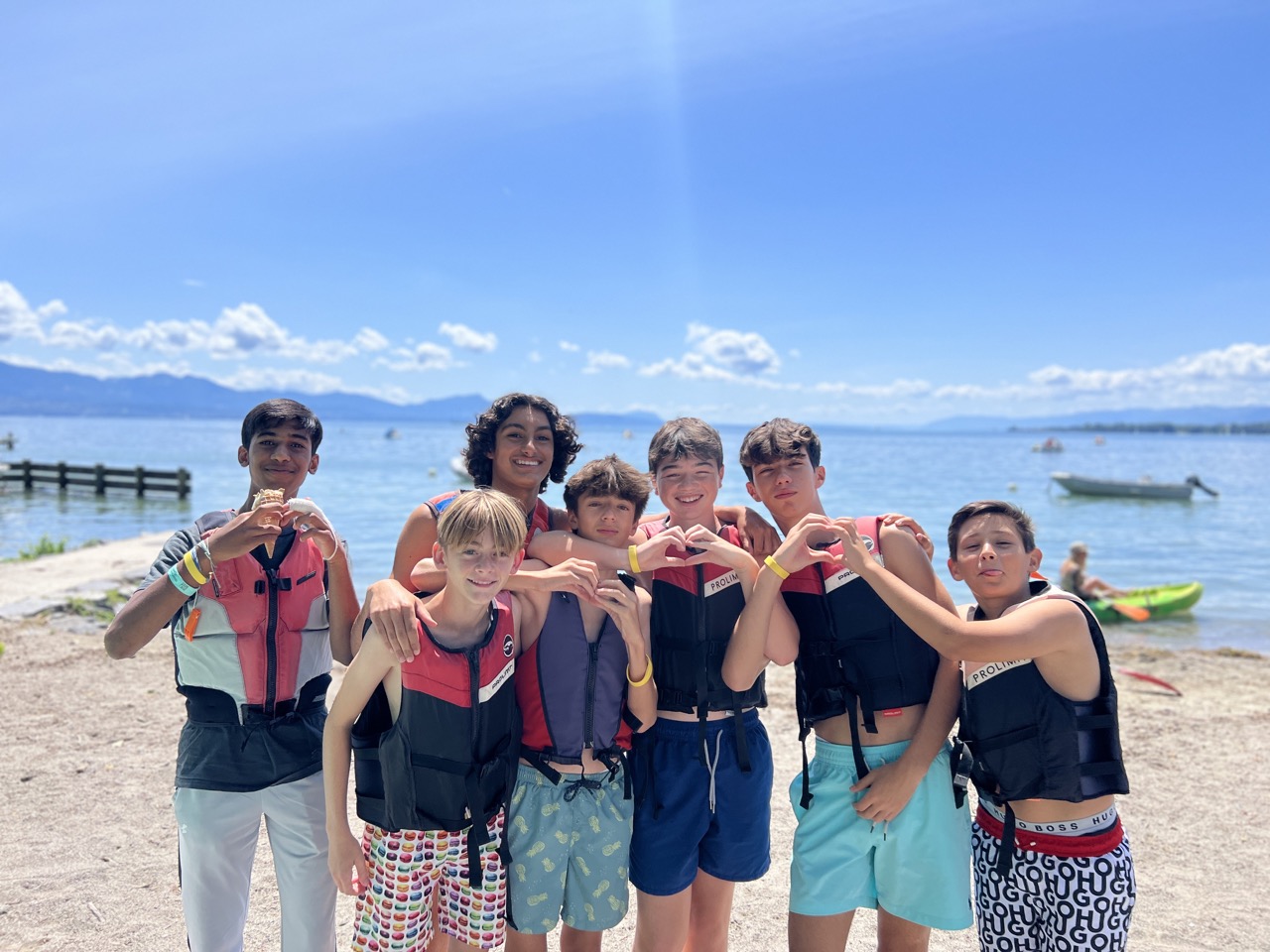 Lago - Maravilloso curso de verano - Escuela Internacional Brillantmont de Suiza